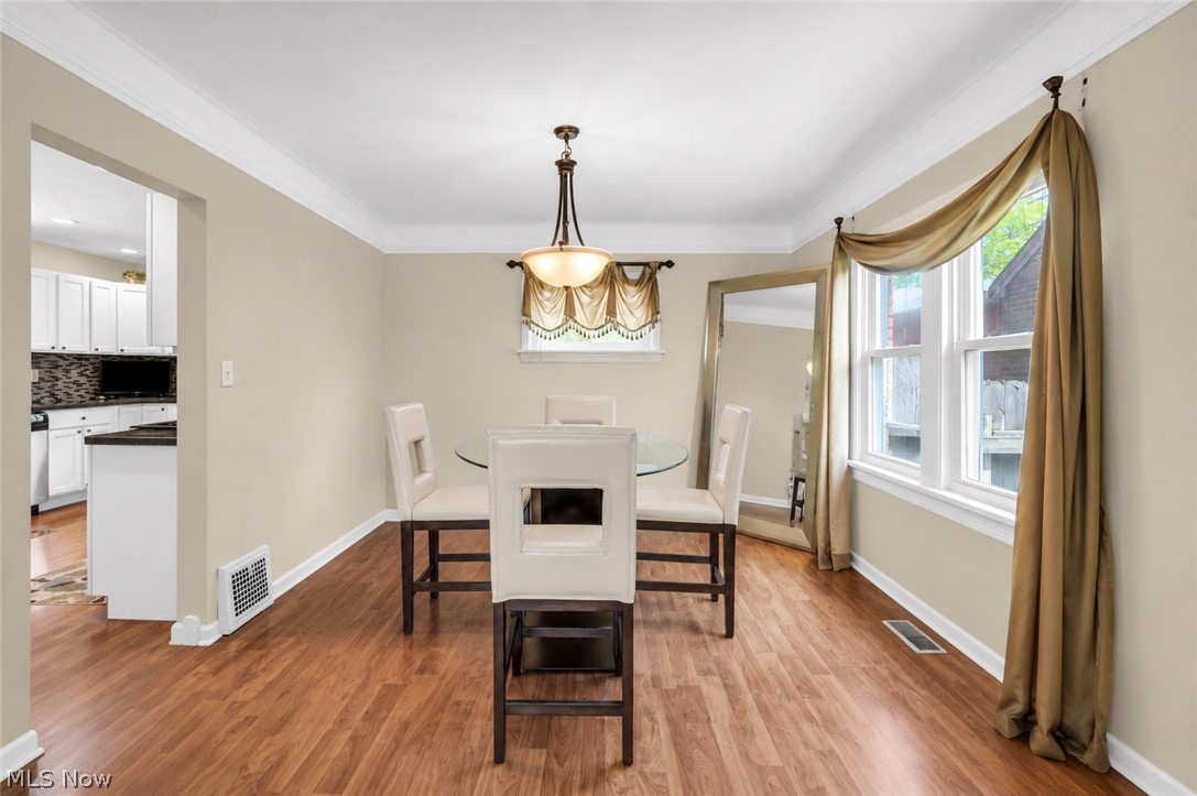 16005 Throckley Avenue Cleveland OH 44128