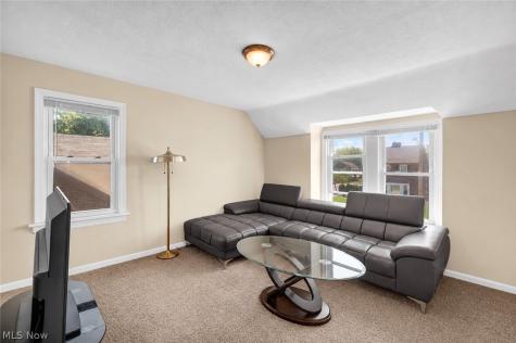 16005 Throckley Avenue Cleveland OH 44128