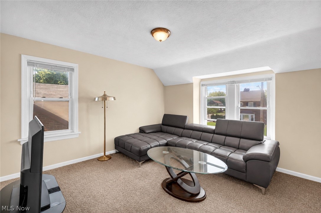 16005 Throckley Avenue Cleveland OH 44128