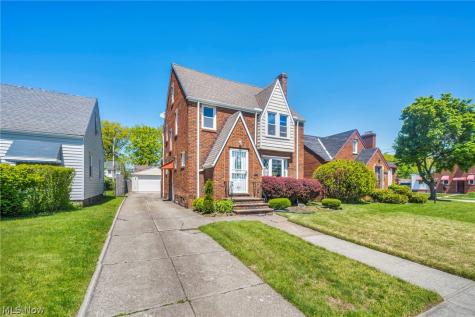 16005 Throckley Avenue Cleveland OH 44128