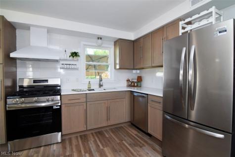 6413 Longridge Road Mayfield Heights OH 44124
