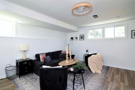 6413 Longridge Road Mayfield Heights OH 44124