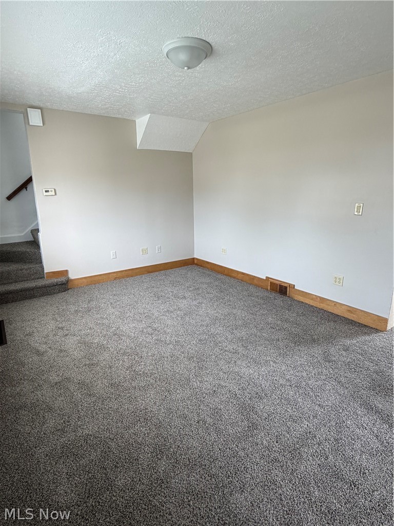 456 W Wilson Street Struthers OH 44471