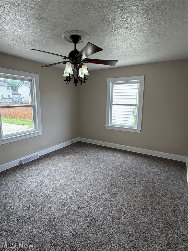 456 W Wilson Street Struthers OH 44471