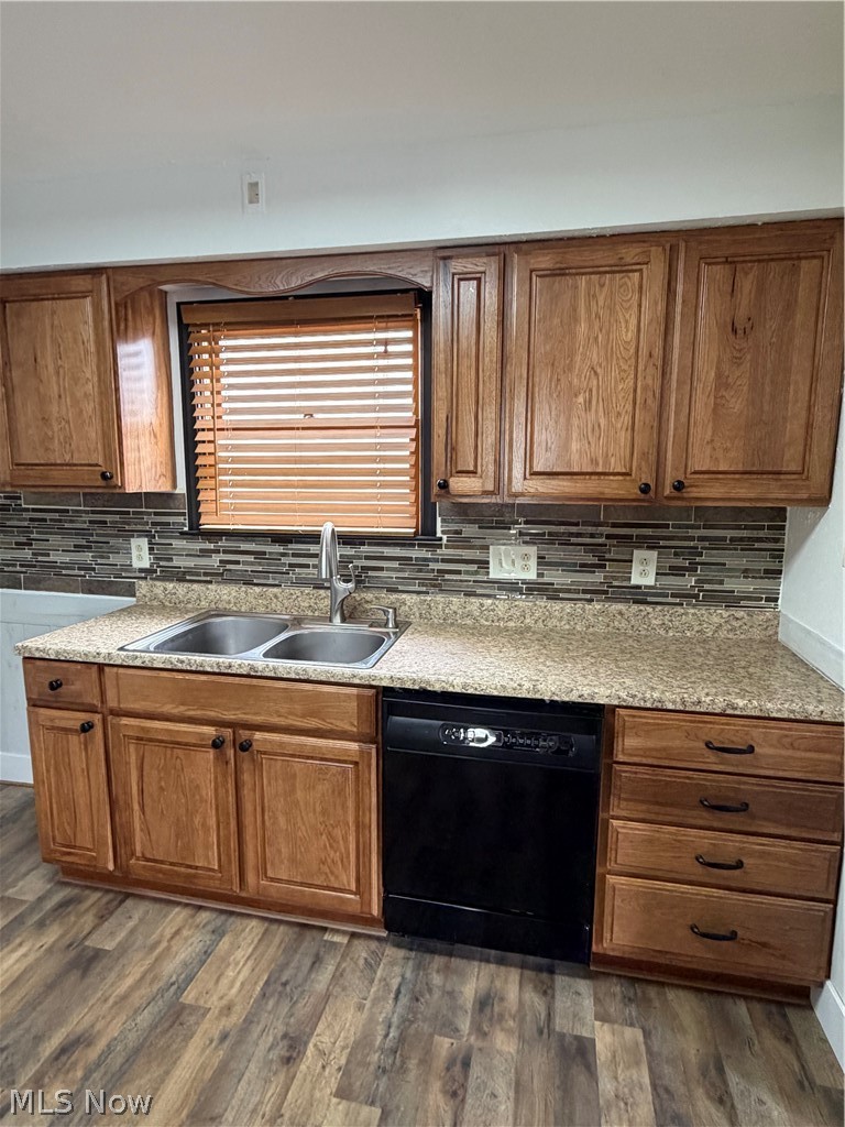 456 W Wilson Street Struthers OH 44471