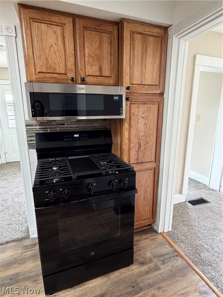 456 W Wilson Street Struthers OH 44471