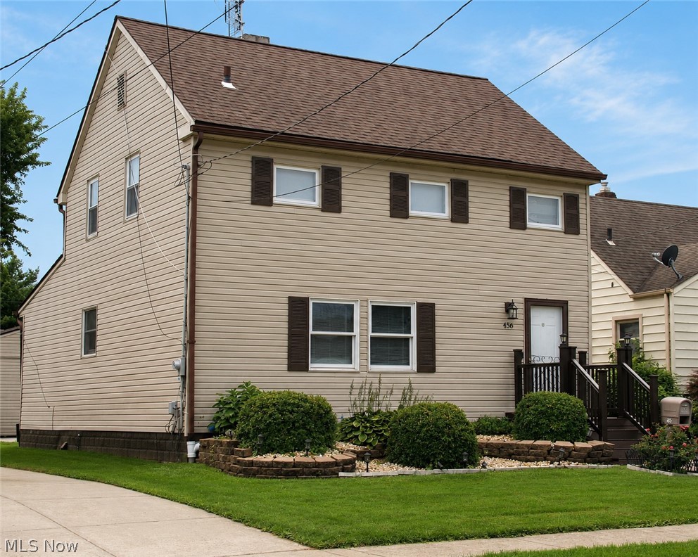 456 W Wilson Street Struthers OH 44471