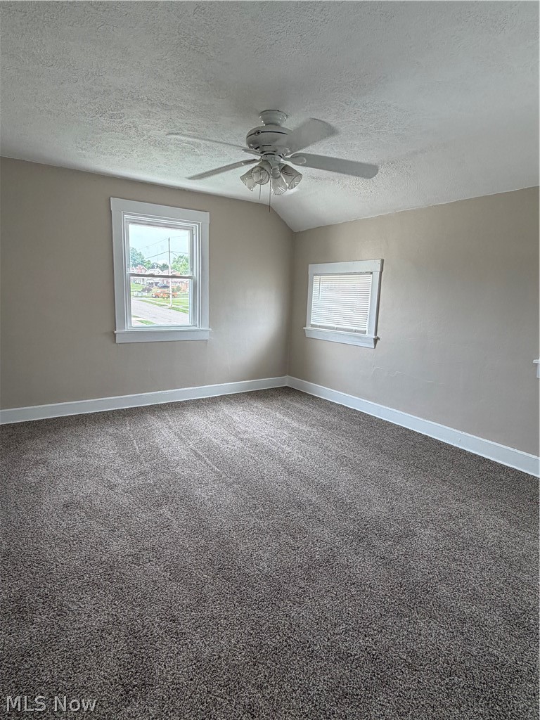 456 W Wilson Street Struthers OH 44471