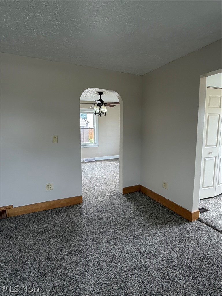 456 W Wilson Street Struthers OH 44471