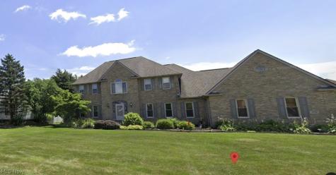 2710 Missenden Street NW North Canton OH 44720