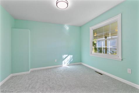 15711 Leigh Ellen Avenue Cleveland OH 44135