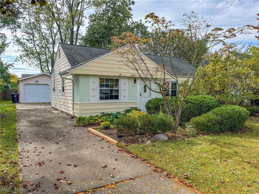 15711 Leigh Ellen Avenue Cleveland OH 44135