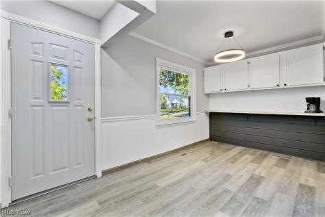 15711 Leigh Ellen Avenue Cleveland OH 44135