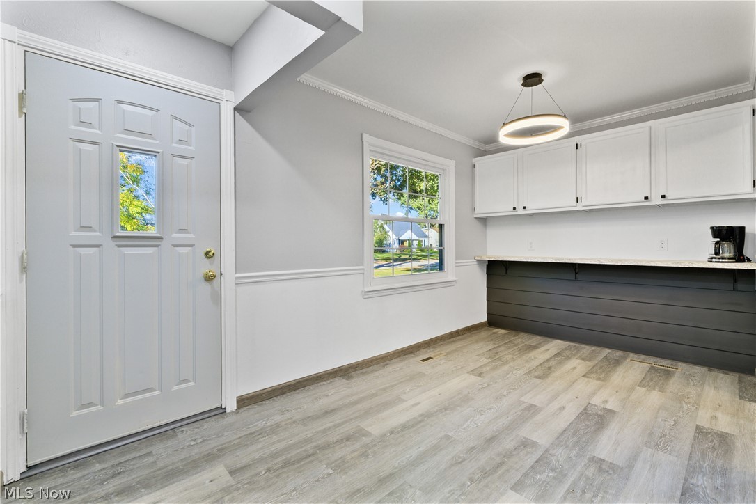 15711 Leigh Ellen Avenue Cleveland OH 44135