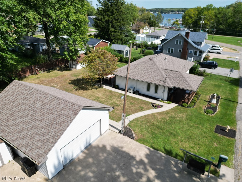 17512 Lundys Lane Lake Milton OH 44429
