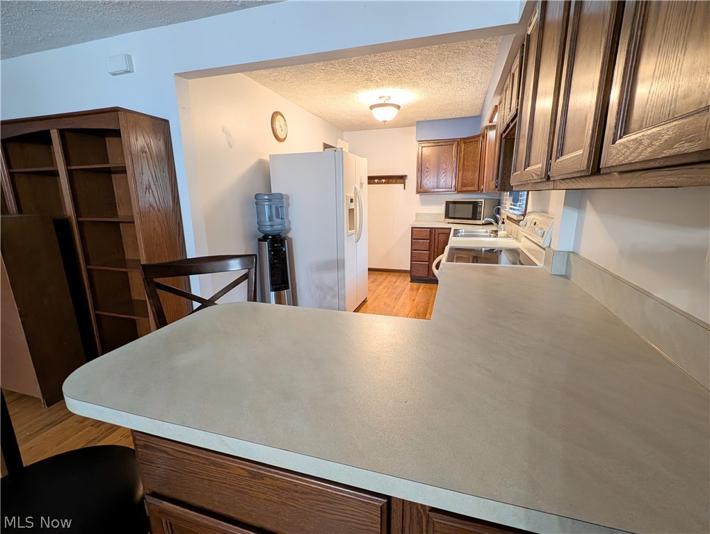17512 Lundys Lane Lake Milton OH 44429