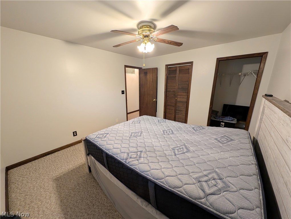 17512 Lundys Lane Lake Milton OH 44429