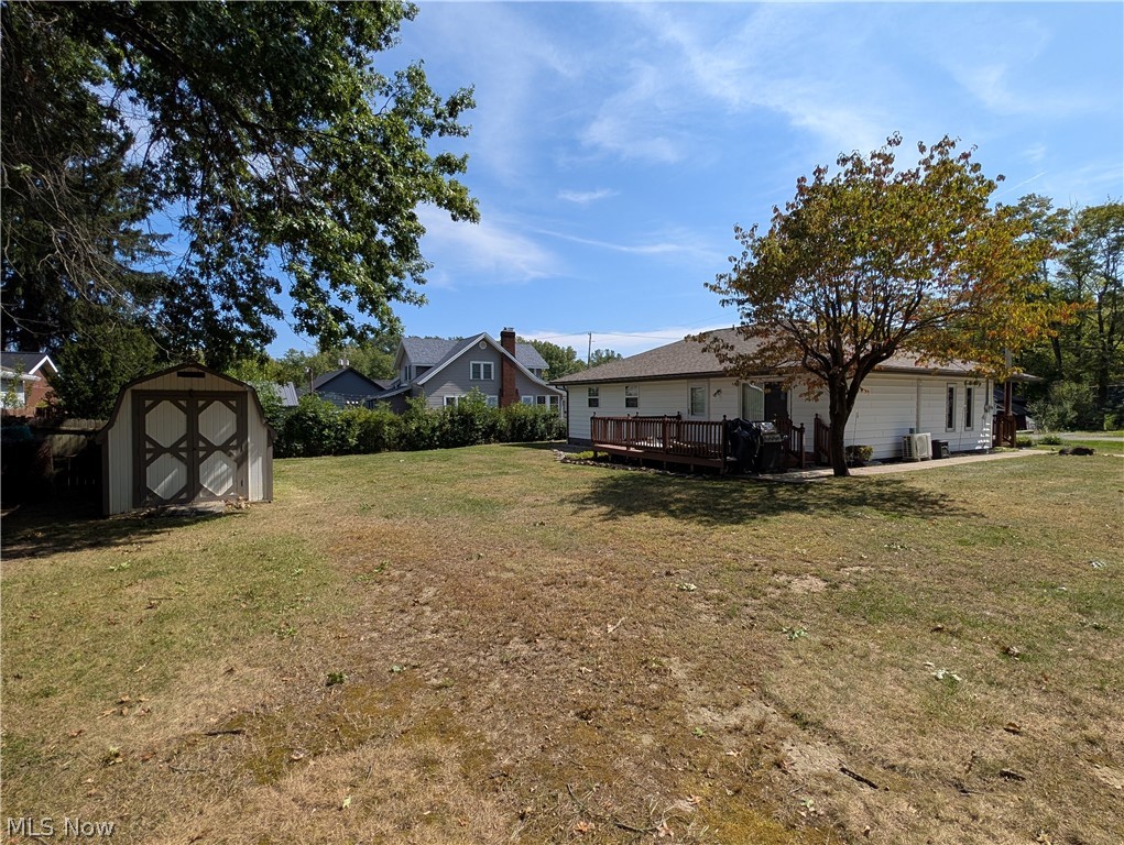 17512 Lundys Lane Lake Milton OH 44429