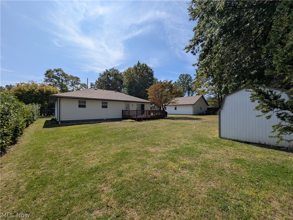 17512 Lundys Lane Lake Milton OH 44429