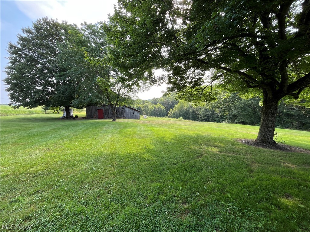 1368 Andora Road NE Carrollton OH 44615