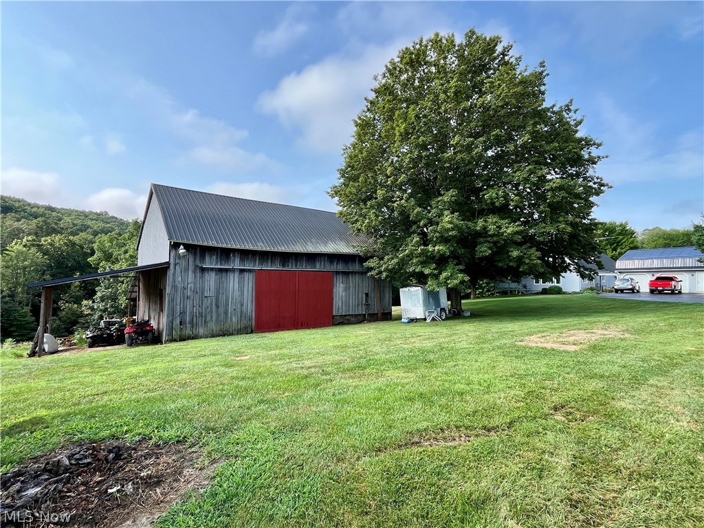 1368 Andora Road NE Carrollton OH 44615