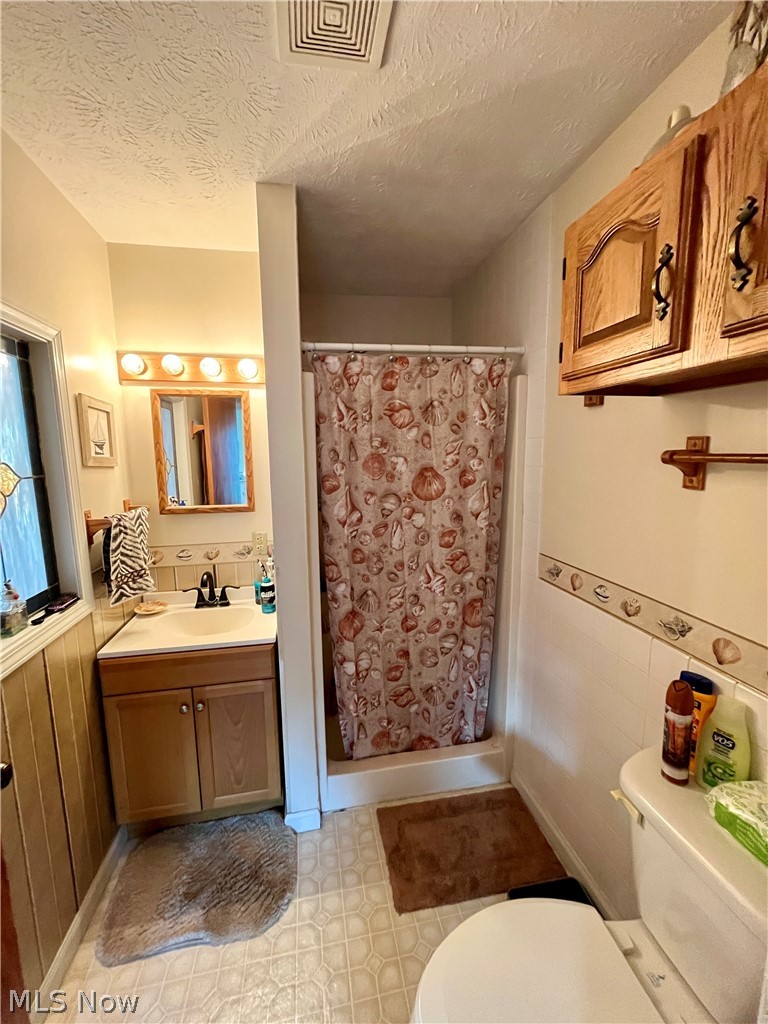 1368 Andora Road NE Carrollton OH 44615