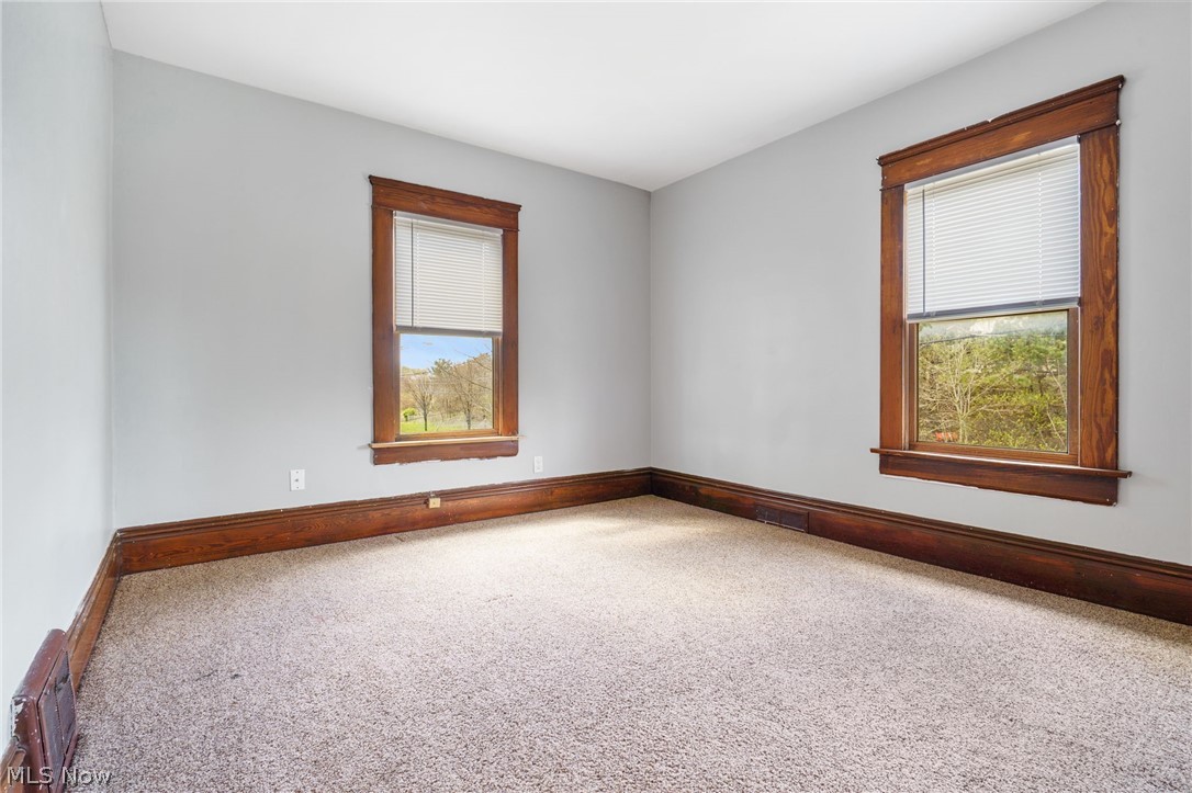 558 Nash Street Akron OH 44306
