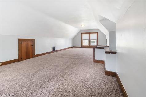 558 Nash Street Akron OH 44306