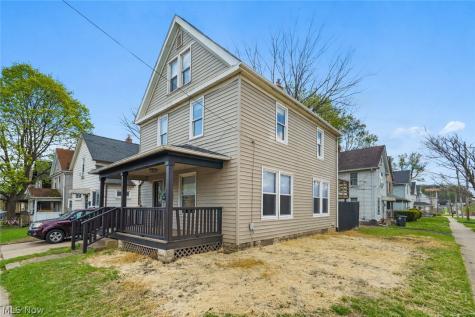558 Nash Street Akron OH 44306