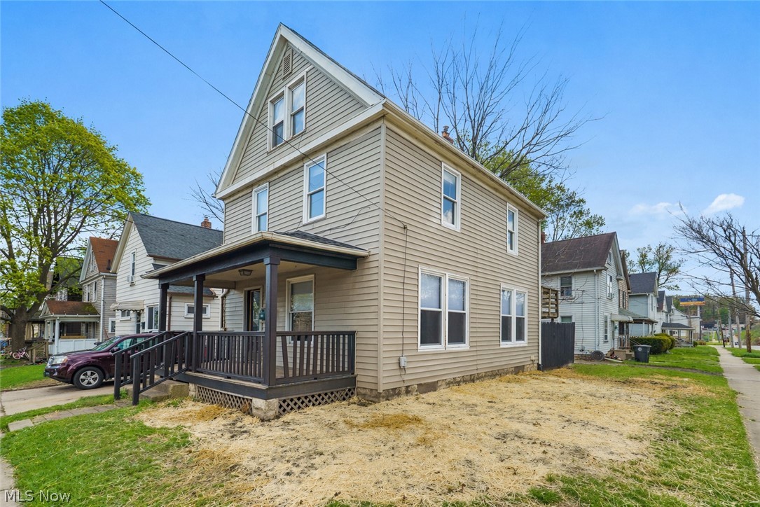 558 Nash Street Akron OH 44306