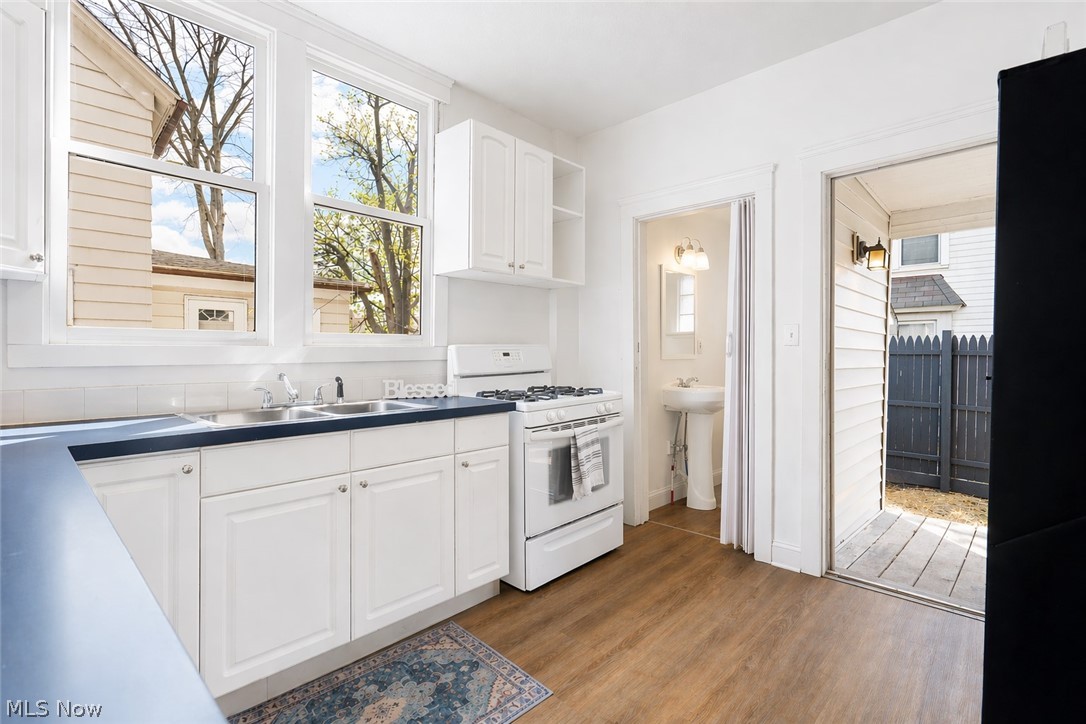558 Nash Street Akron OH 44306