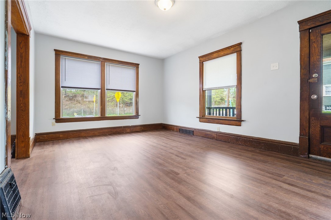 558 Nash Street Akron OH 44306