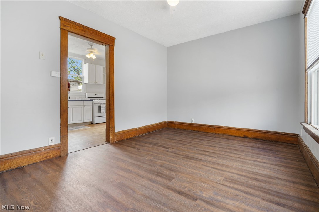 558 Nash Street Akron OH 44306