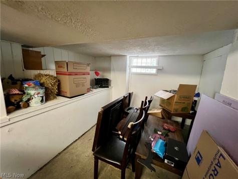 3901 Woburn Avenue Cleveland OH 44109
