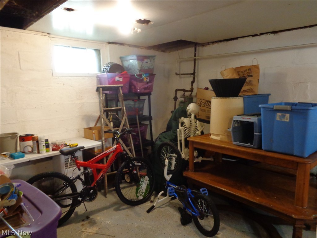 3301 Searsdale Avenue Cleveland OH 44109