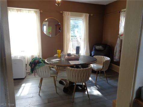 3301 Searsdale Avenue Cleveland OH 44109