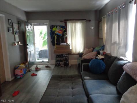 3301 Searsdale Avenue Cleveland OH 44109