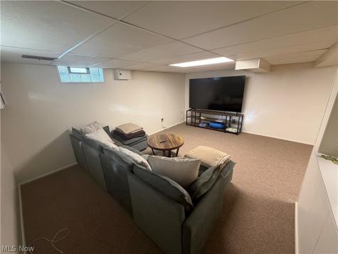 8595 Band Drive Garfield Heights OH 44125