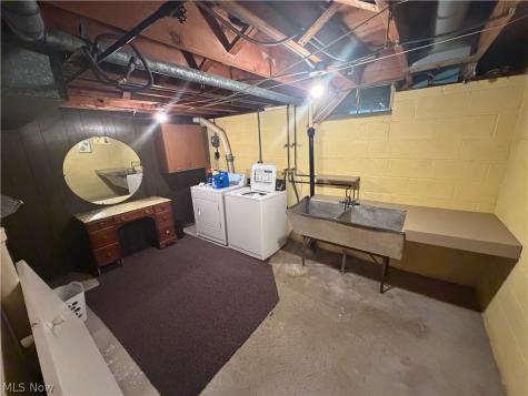 8595 Band Drive Garfield Heights OH 44125