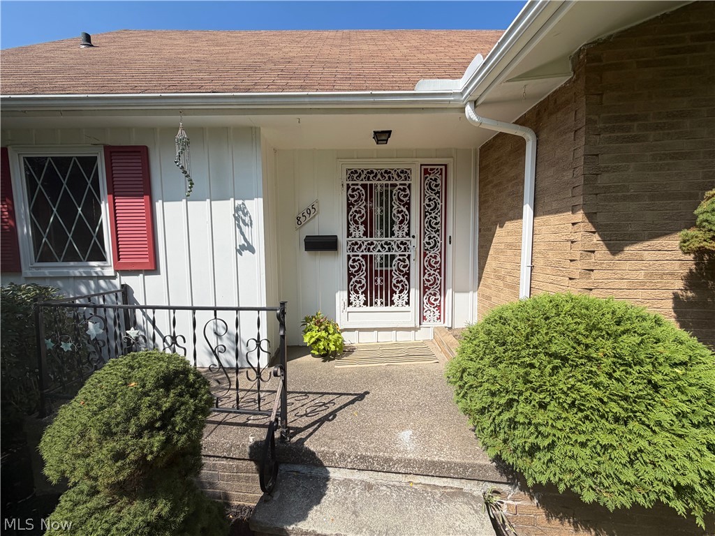 8595 Band Drive Garfield Heights OH 44125