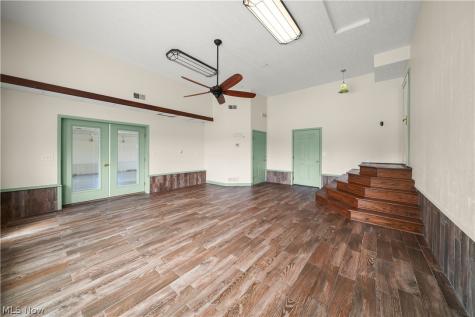 11241 Center Road Garrettsville OH 44231