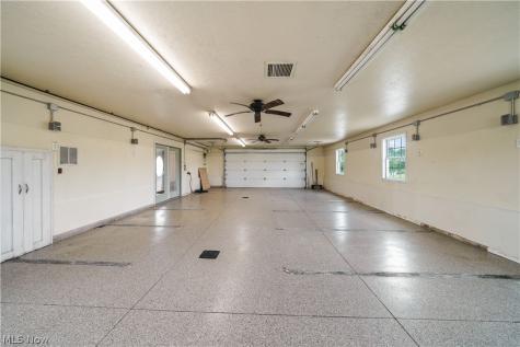 11241 Center Road Garrettsville OH 44231