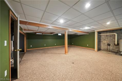 11241 Center Road Garrettsville OH 44231
