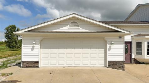 11241 Center Road Garrettsville OH 44231