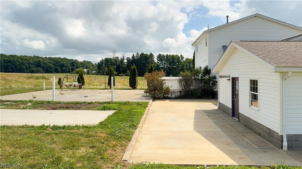 11241 Center Road Garrettsville OH 44231