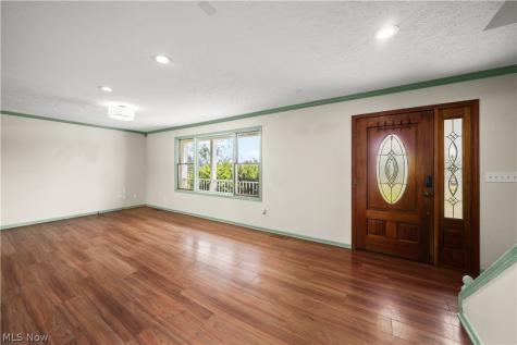 11241 Center Road Garrettsville OH 44231