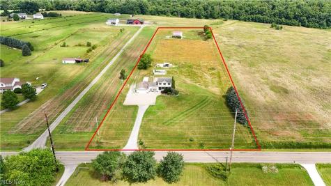 11241 Center Road Garrettsville OH 44231