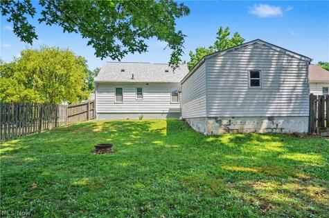 1037 Park Avenue Ravenna OH 44266