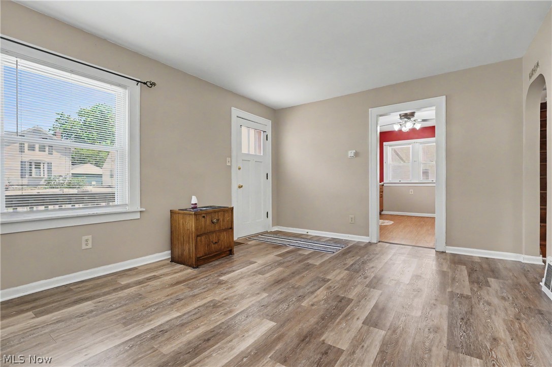 1037 Park Avenue Ravenna OH 44266