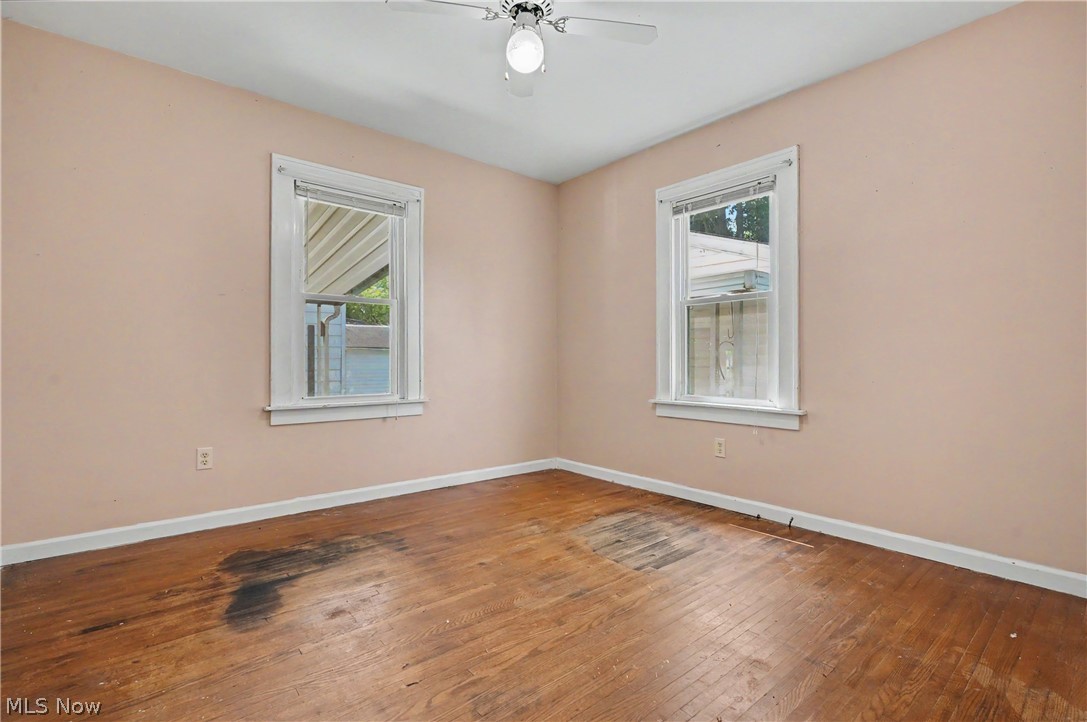 1037 Park Avenue Ravenna OH 44266